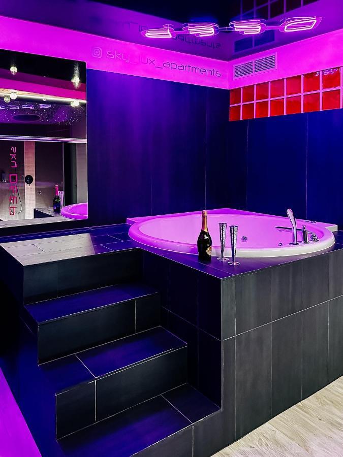 Апартаменты Sky Deep Jacuzzi 30 Floor Клайпеда Экстерьер фото
