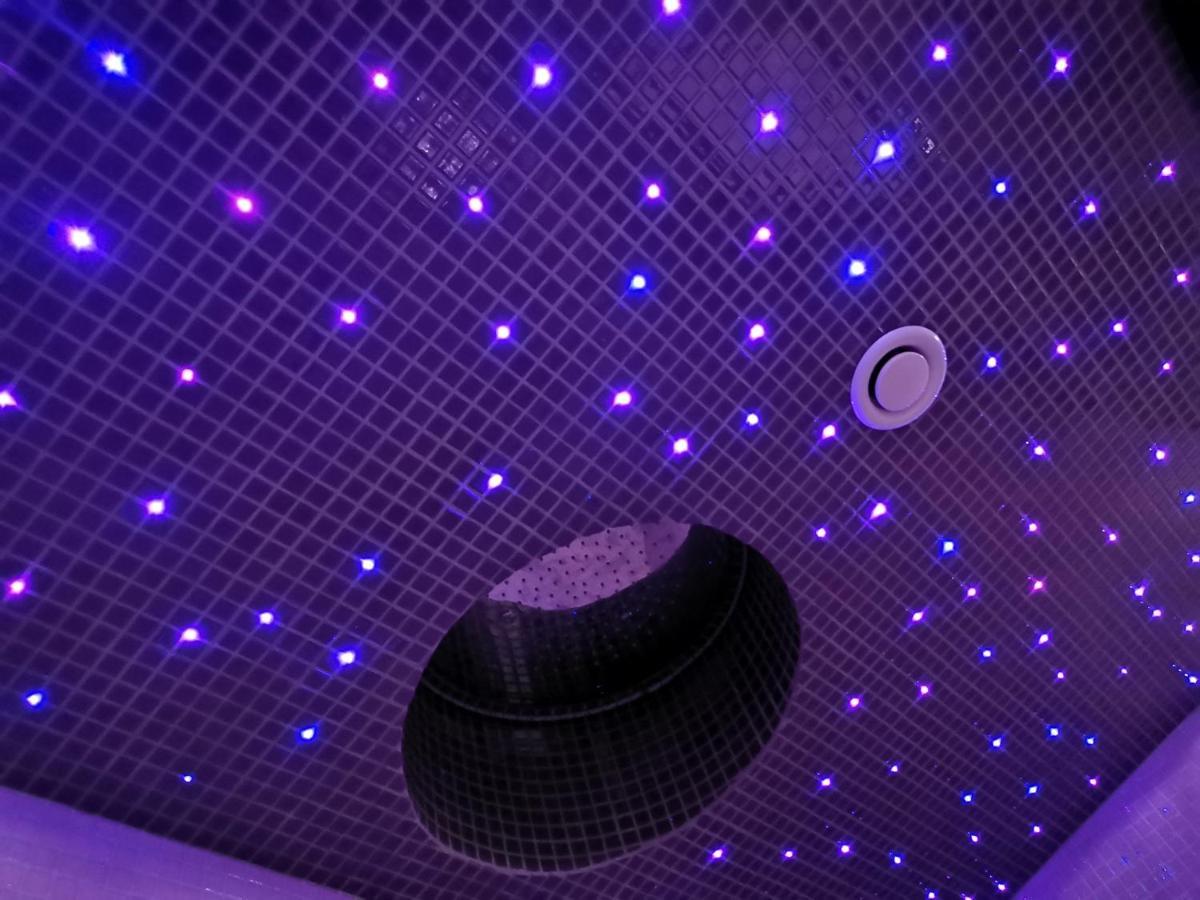 Апартаменты Sky Deep Jacuzzi 30 Floor Клайпеда Экстерьер фото